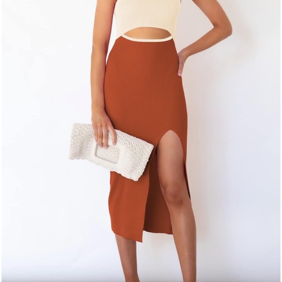 Knit midi dress - Picture 3 of 5